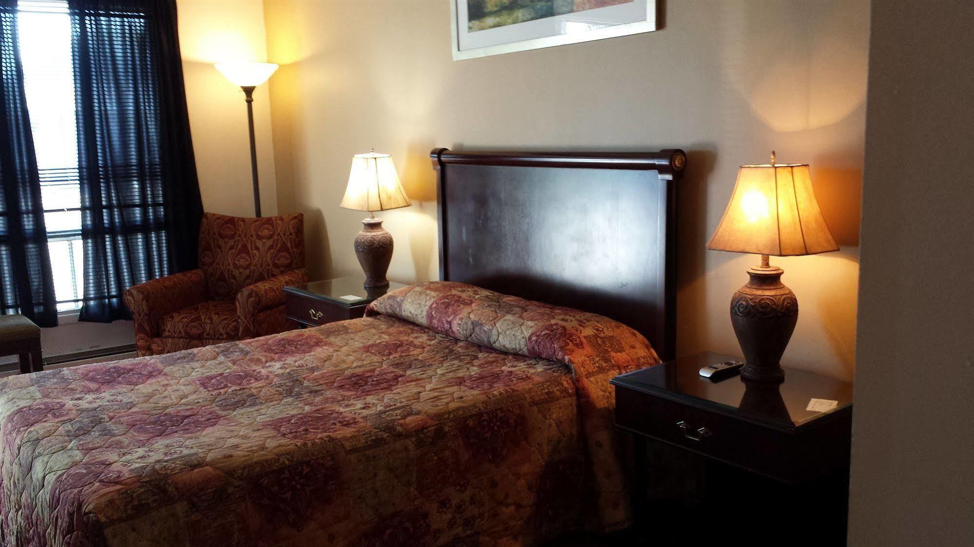 Motel Iberville Saint-Jean-sur-Richelieu Kültér fotó